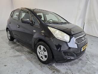 uszkodzony samochody osobowe Kia Venga 1.6 CVVT X-tra 2010/6