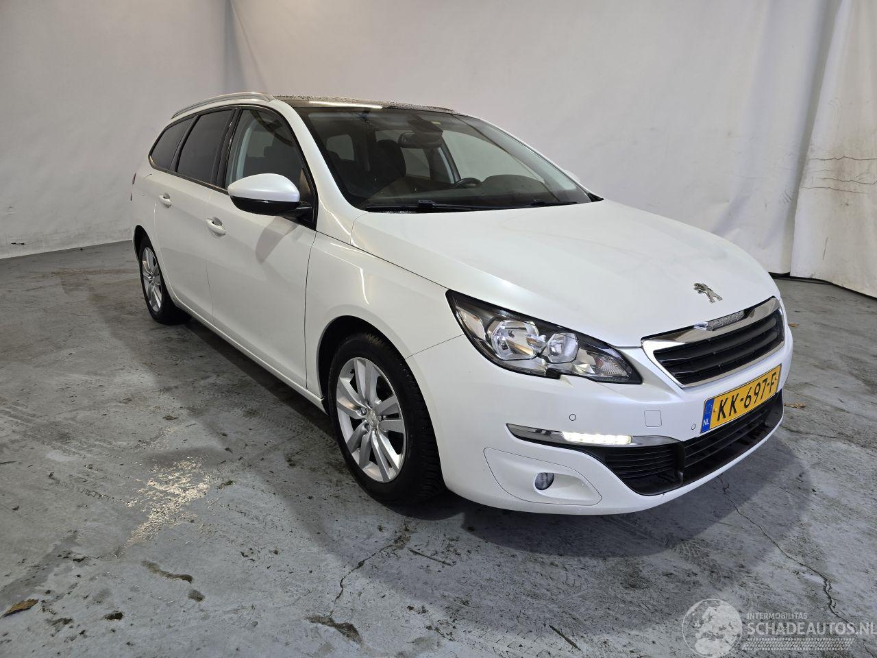 Peugeot 308 1.2 PureTech Blue Lease Executive