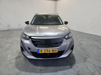 Peugeot e-2008 EV Allure Pack 50 kWh picture 2