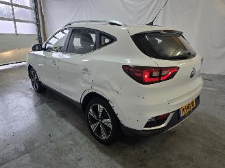 MG ZS EV Luxury 45 kWh picture 5