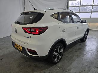 MG ZS EV Luxury 45 kWh picture 7