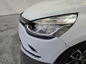 Renault Clio 0.9 TCe Life picture 10