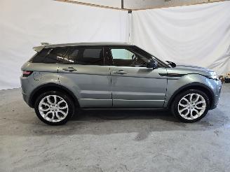 Land Rover Range Rover Evoque 2.0 TD4 SE Dynamic picture 8