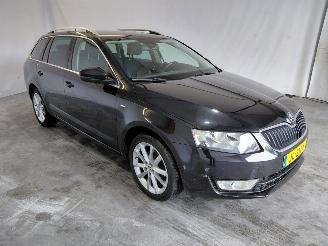damaged passenger cars Skoda Octavia 1.2 TSI Greentech JOY Businessline 2016/5