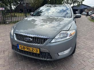 Damaged car Ford Mondeo 2.0-16V Titanium 2009/1