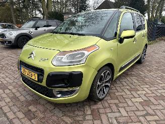 krockskadad bil auto Citroën C3 picasso 1.6 VTi Exclusive 2009/9