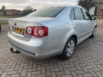 Volkswagen Jetta 2.0 TDI automaat picture 6