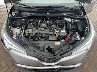 Toyota CH-R 1.8 Hybrid Style picture 14