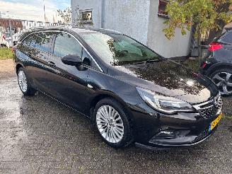 Schadeauto Opel Astra 1.0t clima/navi/velgen 2017/3