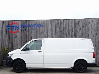 Auto incidentate Volkswagen Transporter T6 2.0 TDi Lang Airco Navi Apple Carplay Trekhaak 75KW Euro 5 2017/4