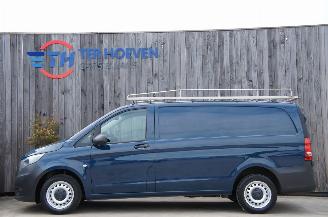krockskadad bil auto Mercedes Vito 111 CDi Lang Airco Navi Cruise Trekhaak 84W Euro 5 2015/9