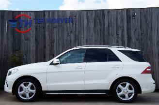 krockskadad bil auto Mercedes ML ML 350 AMG Pakket 4-Matic Head UP Soft Close Harman Kardon 190KW Euro 6 2015/4