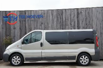 uszkodzony samochody osobowe Opel Vivaro 2.0 DCi Lang 4-Peroons Bed Klima Navi Trekhaak 84KW Euro 4 2010/3