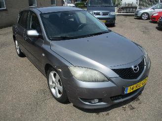 Auto incidentate Mazda 3 2.0 Executive 2005/3