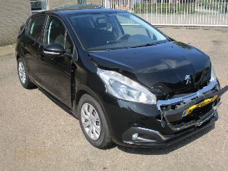 Avarii autoturisme Peugeot 208 1.2 PureT BlueLion NAP REST BPM 400 EURO !!!! 2017/1