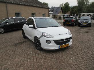  Opel Adam 1.4 Glam 2013/9