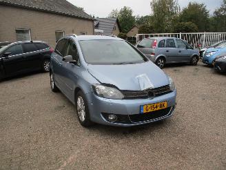 skadebil auto Volkswagen Golf plus 1.2 TSI HighLine Automaat 2011/5