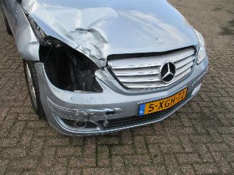 Mercedes B-klasse 170 Automaat 5 drs picture 11