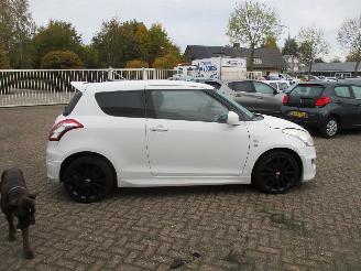 Suzuki Swift 1.2 Base X-ite picture 8