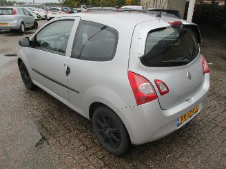 Renault Twingo 1.2-16v Authentique LPG picture 5