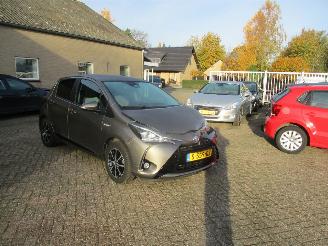Vaurioauto  passenger cars Toyota Yaris 1.5 Hyb Dynamic 2019/8