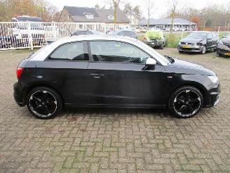 Audi A1 1.2 TFSI S -Edition picture 8