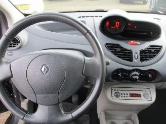 Renault Twingo 1.2 Night&Day Airco NAP picture 18
