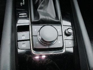 Mazda 3 2.0 SA-G Luxury Aut REST BPM 1600 EURO !!!!! picture 25