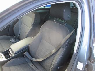 Skoda Superb Combi 1.6 TDI Ambition Bns picture 20