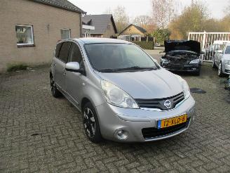 krockskadad bil auto Nissan Note 1.4 Life+ NAP 2012/6