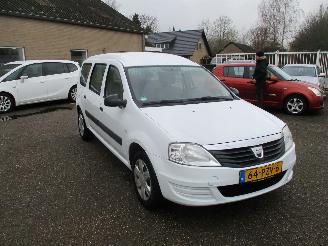 Unfallwagen Dacia Logan MCV 1.6 MPI Ambiance 2011/4