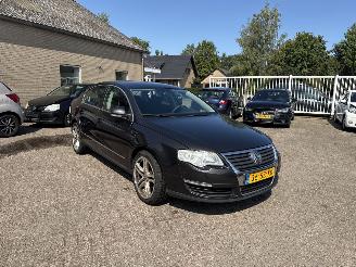 krockskadad bil auto Volkswagen Passat 2.0 FSI Comfortline 2006/6