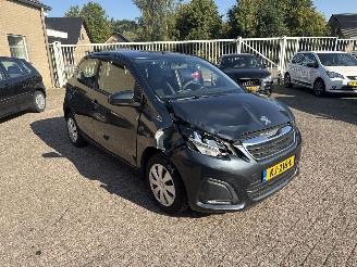 krockskadad bil auto Peugeot 108 1.0 e-VTi Active WEINIG KILOMETERS 2014/12