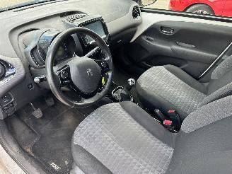 Peugeot 108 1.0 e-VTi Allure picture 7