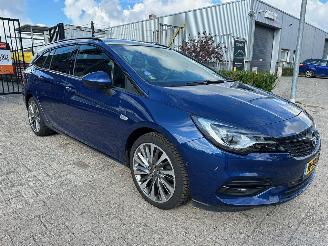 uszkodzony samochody osobowe Opel Astra 1.2 Launch Edition ST 2020/6