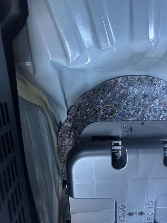 Renault Clio 1.0 TCe Zen picture 7