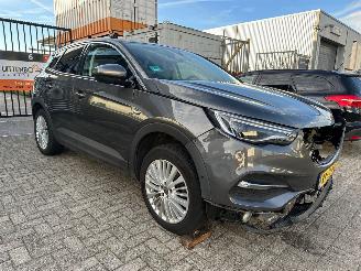 Unfallwagen Opel Grandland 1.2 Turbo Innovation Automaat 2018/1