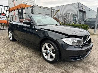 Unfallwagen BMW 1-serie Cabrio 118i 2009/1