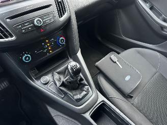 Ford Focus Wagon 1.0 Trend | Nieuwe riem! picture 12