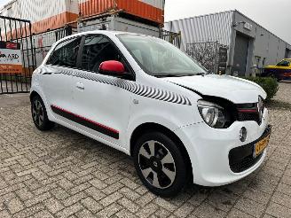 skadebil auto Renault Twingo 1.0 SCe Collection 2019/3