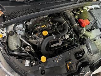 Renault Clio 1.0 TCe Life picture 3