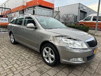 skadebil auto Skoda Octavia 1.4 TSI Greentech Elegance Business Line 2012/1