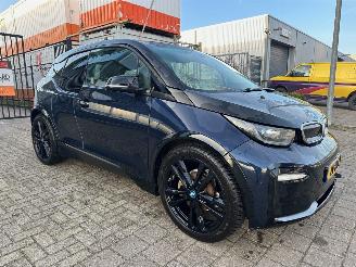 uszkodzony samochody osobowe BMW i3 S Executive Edition 120Ah 42 kWh 2019/8