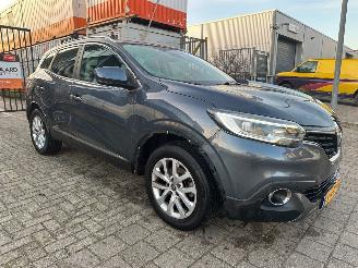 skadebil auto Renault Kadjar 1.2 TCe Intens 2016/9