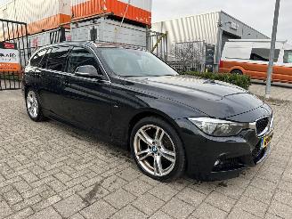 Unfallwagen BMW 3-serie 318i M Sport Corporate Lease 2019/12