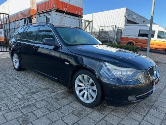 Schadeauto BMW 5-serie 520i Corporate Lease Business Line Edition I 2010/9