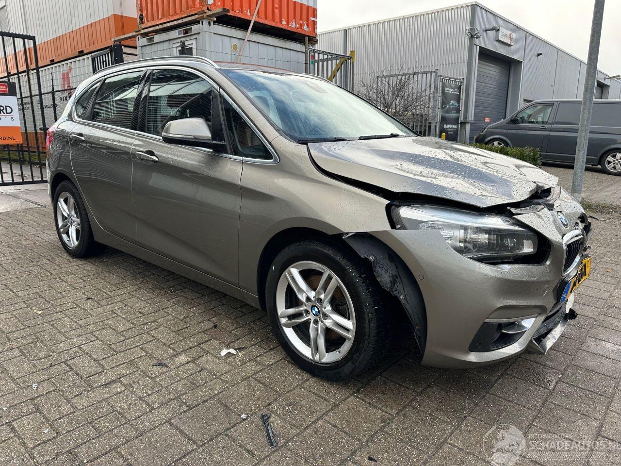 BMW 2-serie Active Tourer 220i High Executive