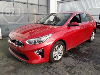  Kia Cee d Ceed (CDB5/CDBB), Hatchback 5-drs, 2018 1.0i T-GDi 12V 2020