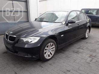 Sloopauto BMW 3-serie 3 serie (E90), Sedan, 2005 / 2011 318i 16V 2009