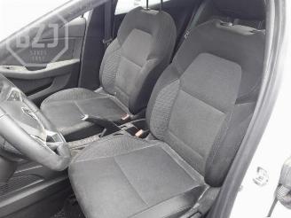 Renault Clio Clio V (RJAB), Hatchback 5-drs, 2019 1.0 TCe 90 12V picture 6